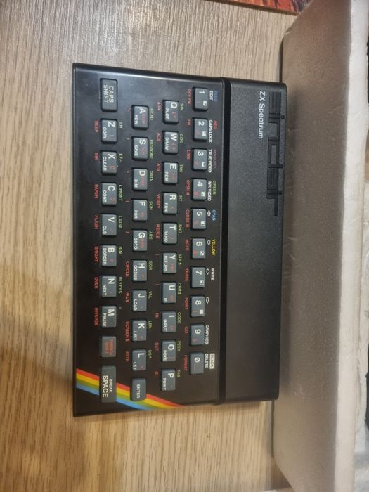 Zx spectrum 48k komplet w pudełku.