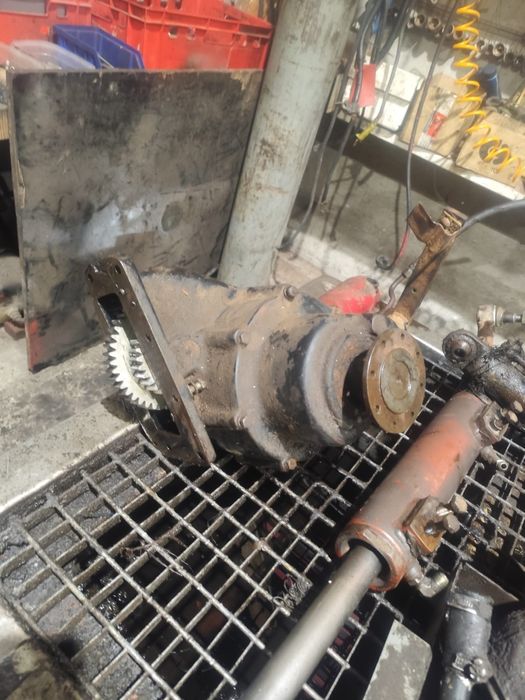 Przystawka napędu case 956 international 1056 wal z boku 1055 lub 955