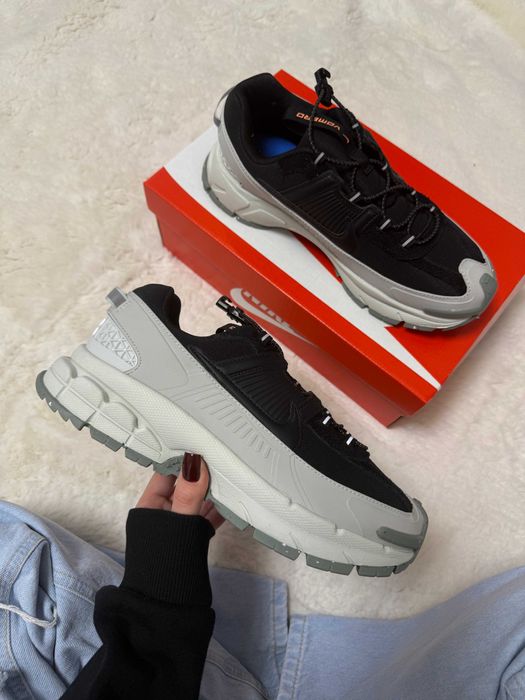 Чоловічі кросівки Nike Zoom Vomero Roam "Black Light Silver" 40-45