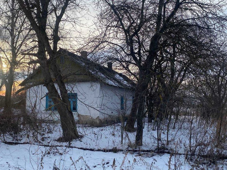 Продам ділянку в центрі Варковичів 44 сотих