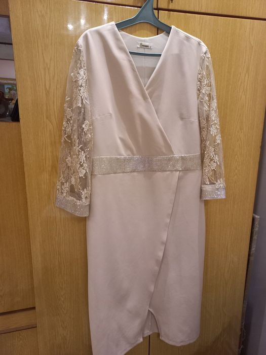 Шикарна сукня для неймовірних подій