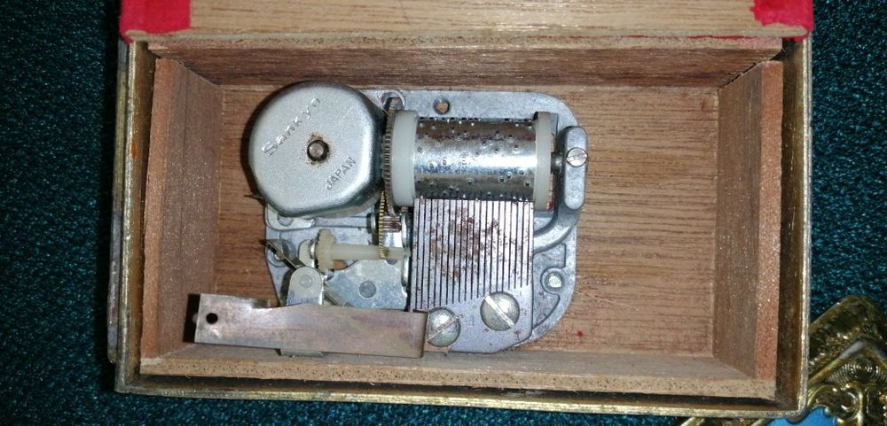 Caixa de Música Japonesa - Guarda Jóias