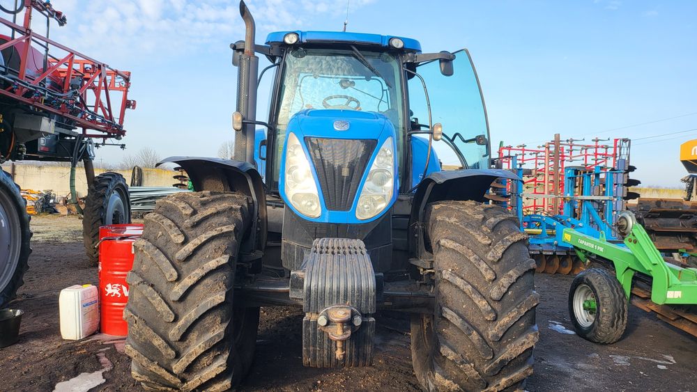 Трактора New Holland T7060