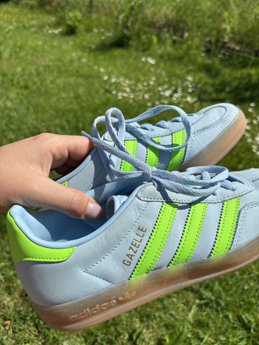Adidas.