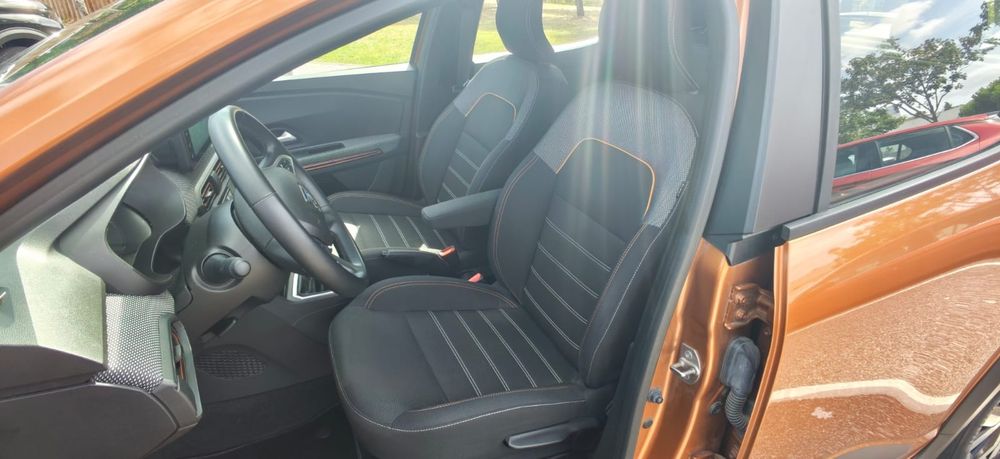 Dacia Sandero Stepway 1.0 bi-fuel — photo 5