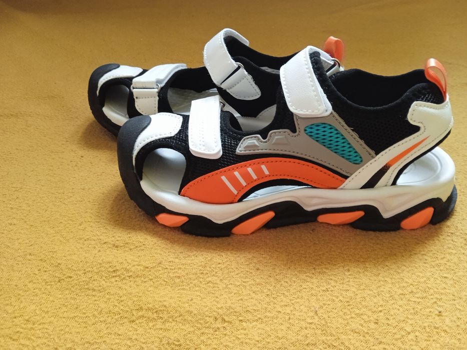 Сандалі на хлопчика 34 розмір