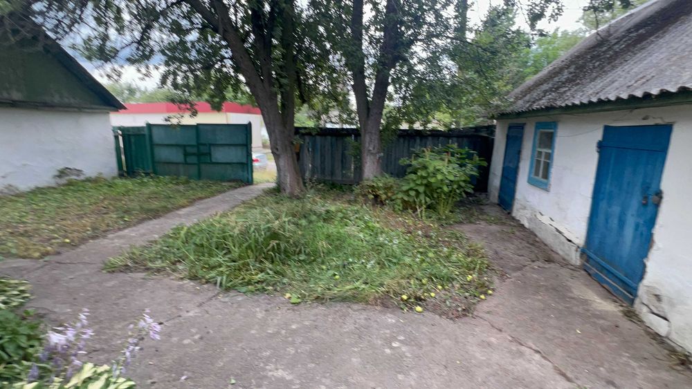 Будинок ПІД ЗНЕСЕННЯ та 25 соток у с.Княжичі 7 км до Києва