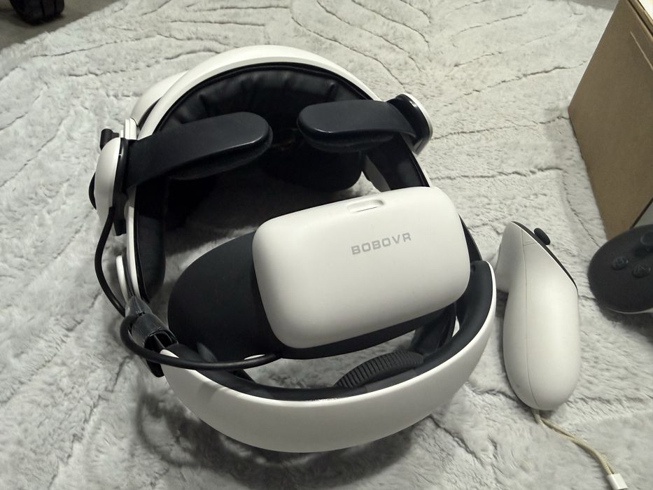 Meta Quest 3 128GB + BOBOVR S3 Pro B100 10000mAh | Bardzo dobry stan