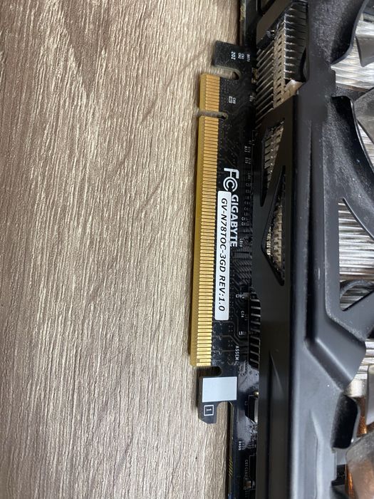 nvidia Geforce GTX660 , GTX780 , китаєць 1080 , Radeo HD7770,