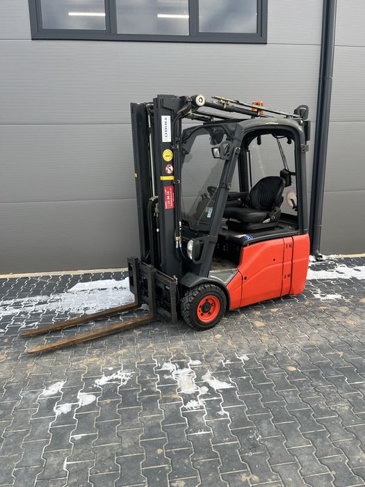 Wózek widlowy Linde E 16 elektryczny  triplex 4300 godzin