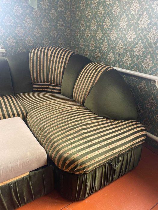 Продам диван б/к