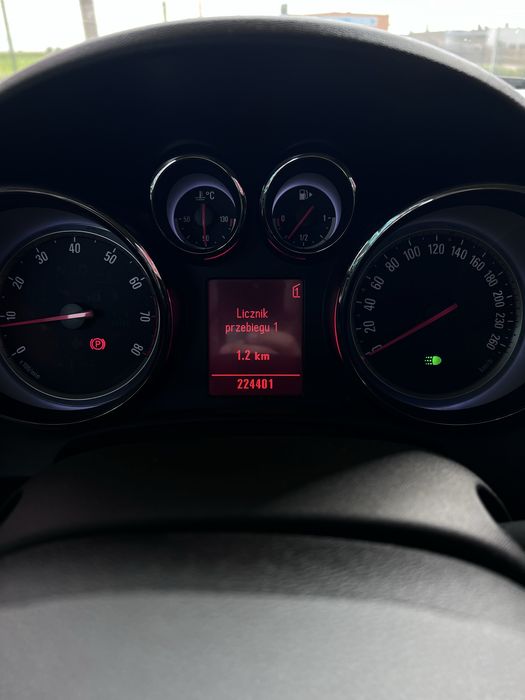 Opel Astra J 2010 rok