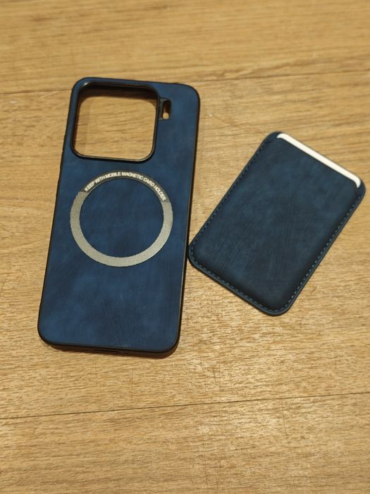 Capa azul Xiaomi 15