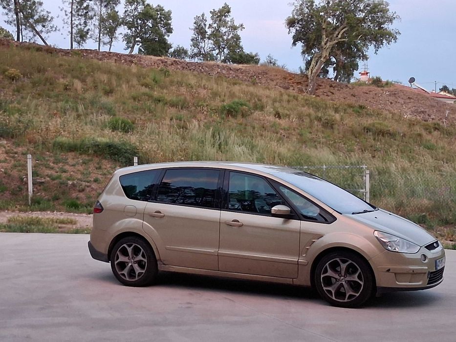 Carrinha S-max 7 lugares ( Mot: Troca por Hibrido)