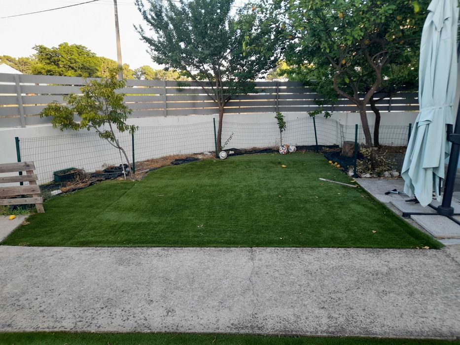 Vedação em rede verde para jardim