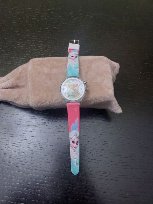 Frozen Clocks – NEW64564042100098122