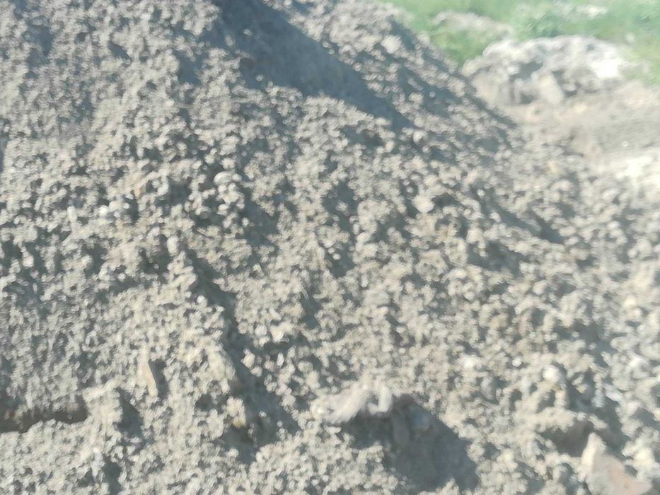 Доставка Чорнозем щебінь пісок грунт на  підсипку борисполь