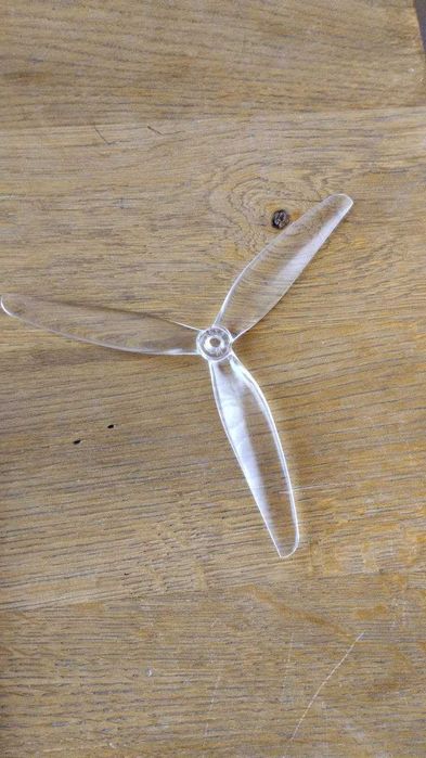 Пропеллеры для FPV 7X4X3 .    7" дронів (2CW+2CCW) родріб  60грн / ком