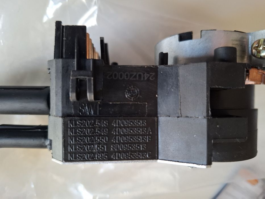 Przełącznik kolumny kierownicy Audi A4