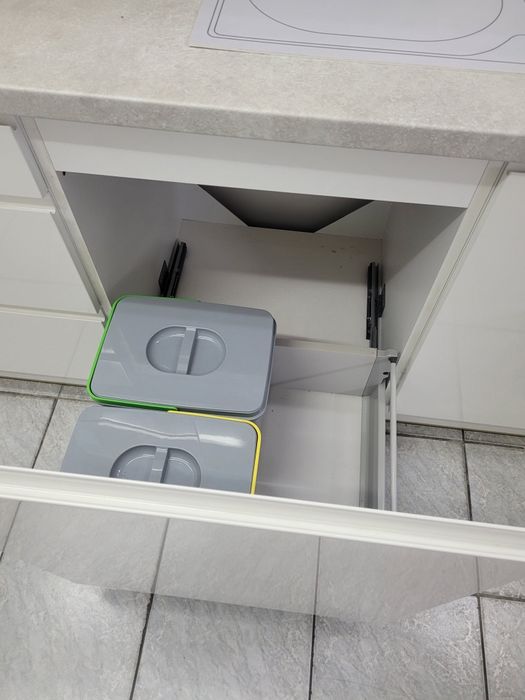 Kuchnia lakierowana, biała połysk. Wyprzedaż ekspozycji