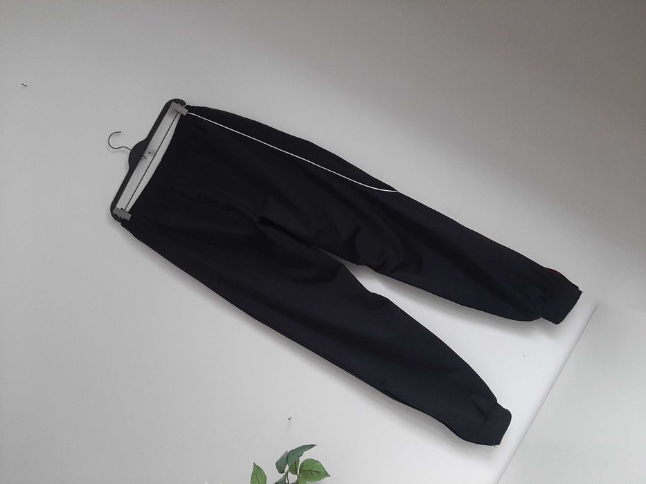 Spodnie dresowe adidas L