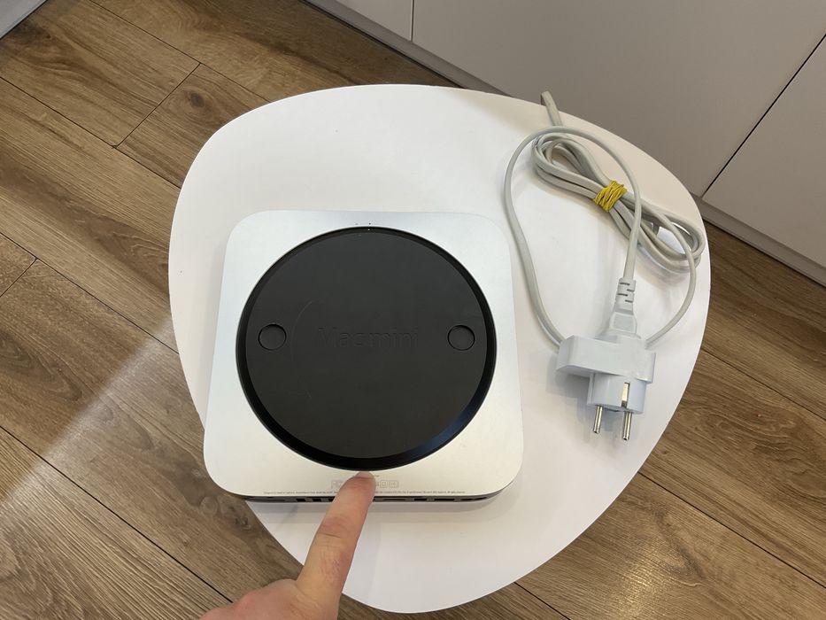 Продам компʼютер Mac Mini процесор і7 Apple