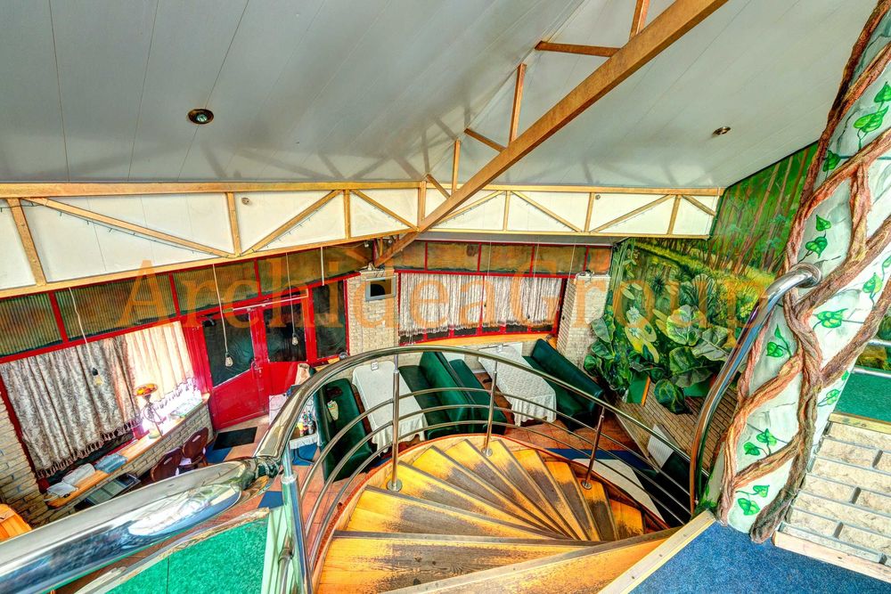 Ресторан 395 м2 з літніми бесідками Гідропарк, супер локація