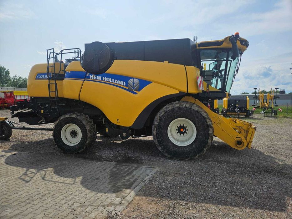 New Holland CX8.90