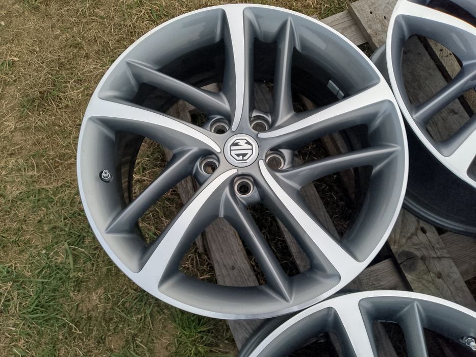 Felgi aluminiowe MG VW Skoda 18 5x112