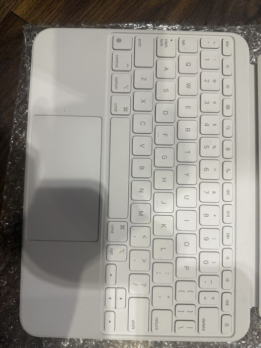 ipad magic keyboard - купити планшети - Ціна на OLX.ua