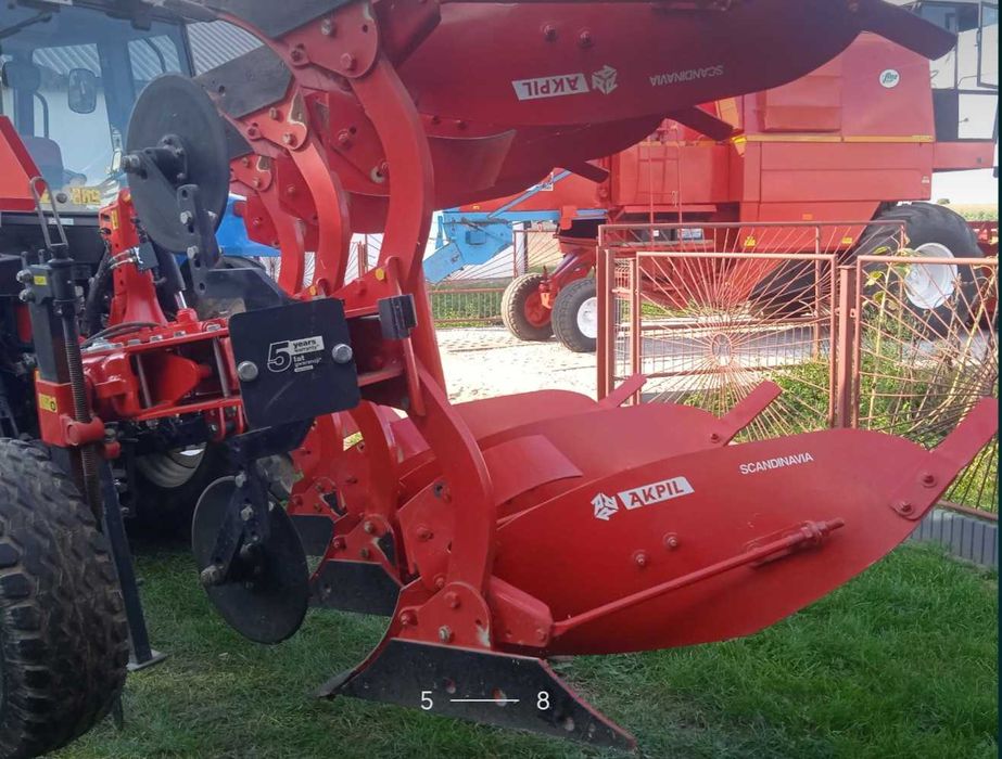 Pług obrotowy 3-skibowy AKPIL KM 80