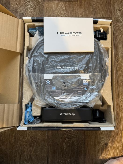 Робот-пылесос  моющий Rowenta RR7755WH