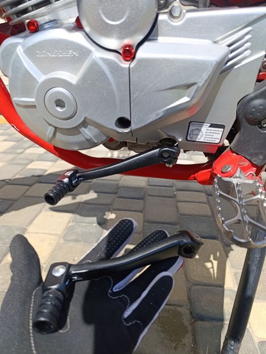 Лапка КПП,лапка передач мото/єнудро (kovi,geon,bse,kayo,kaya, Exdrive,