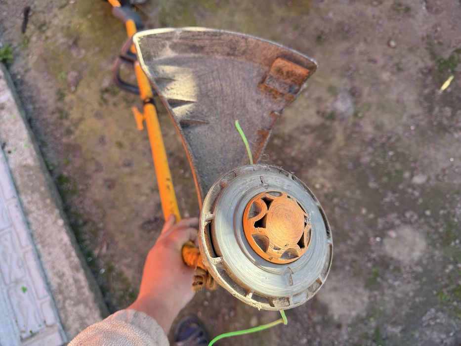 Продам  бензинокосу