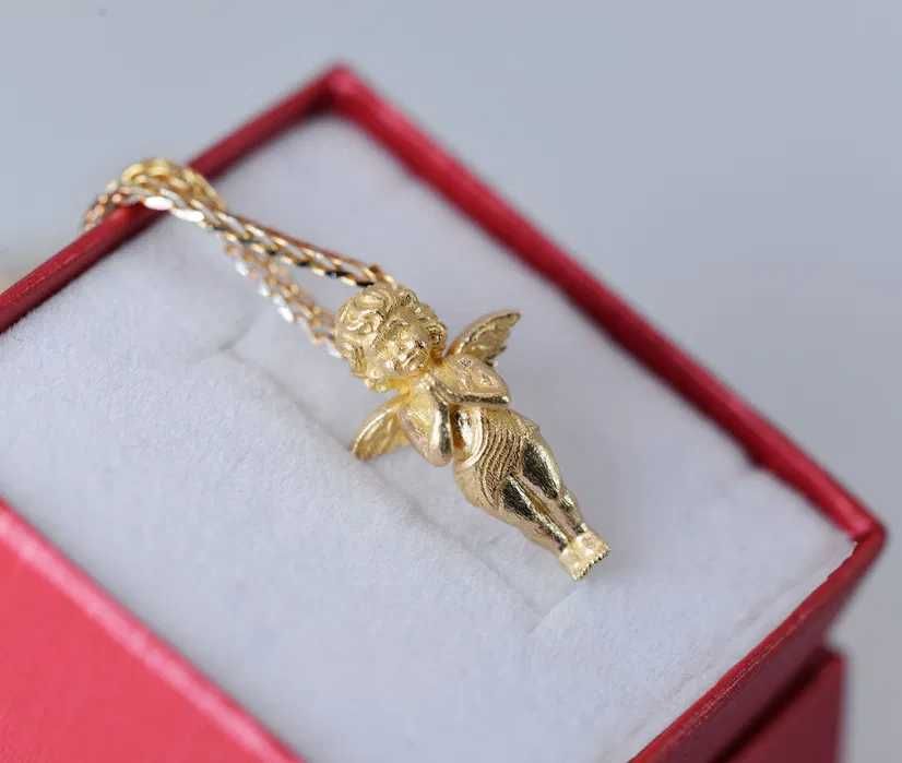 Złota zawieszka anioł aniołek przywieszka chrzest komunia