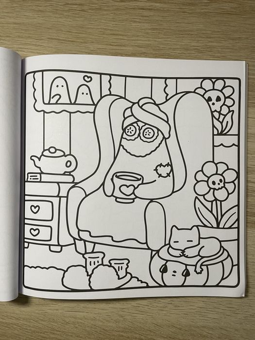 Livro de colorir Spooky Cutie NOVO