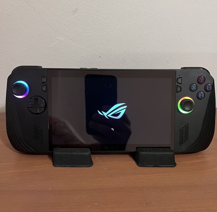 Asus ROG Ally X (Z1 Extreme / 24GB RAM / 1TB) – Como Nova + Extras Premium