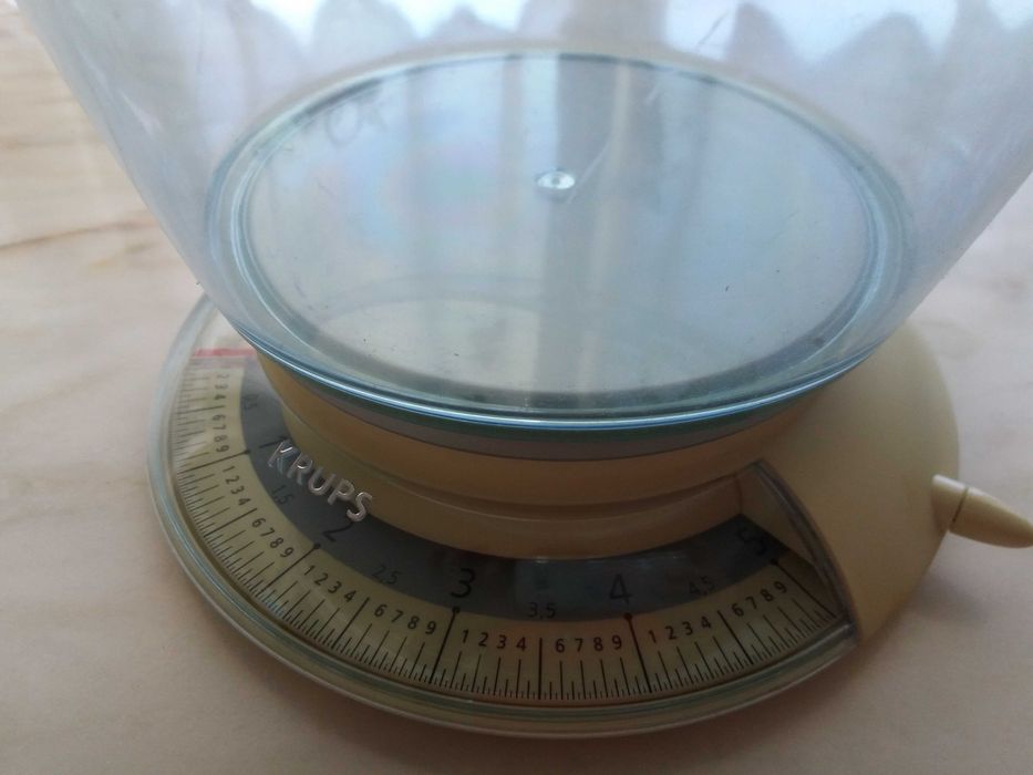 Balança Krups. Em ótimo estado.