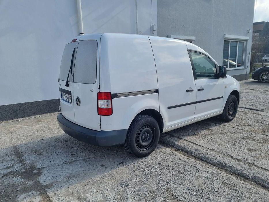 Volkswagen CADDY  VW Caddy 2010; Benzyna1,6 VAT