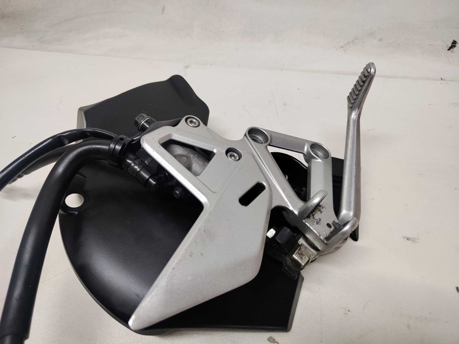 HONDA VFR 800 X CROSSRUNNER 11-15 Set Prawy Pompa Hamulcowa Dźwignia