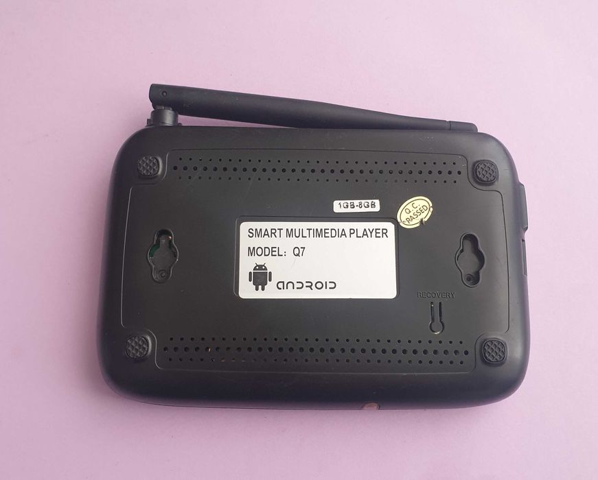 Приставка для телевизора smart multimedia player Q7