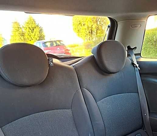 Mini Cooper 1.6 Benzyna , Bogate wyposażenie , M- 2007 r
