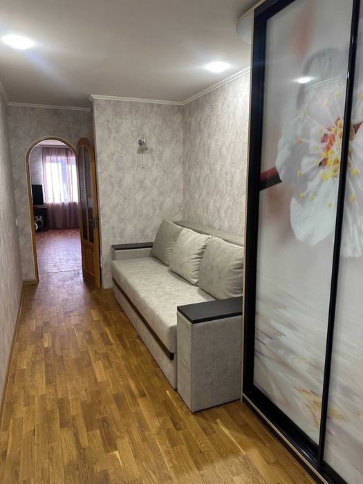 (5) Продам 2к квартиру на вул.Пирогова 4422