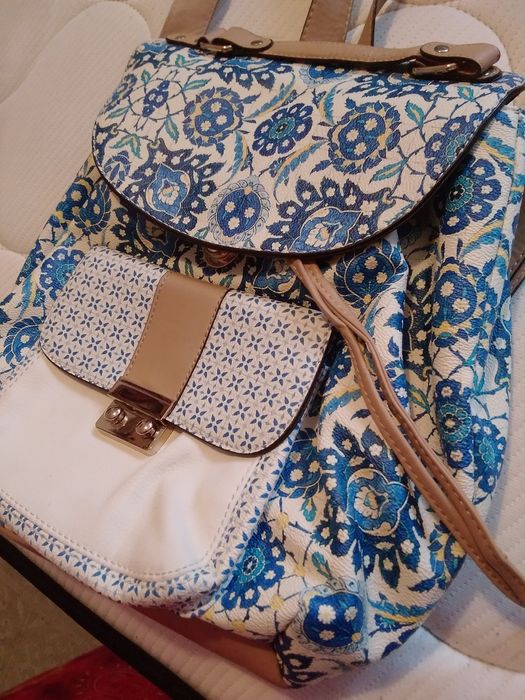 Mochila muito bonita, 30cm