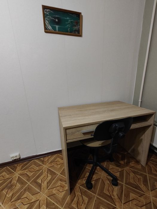 Продам 1 комнатная квартира Залютино, рядом рынок.