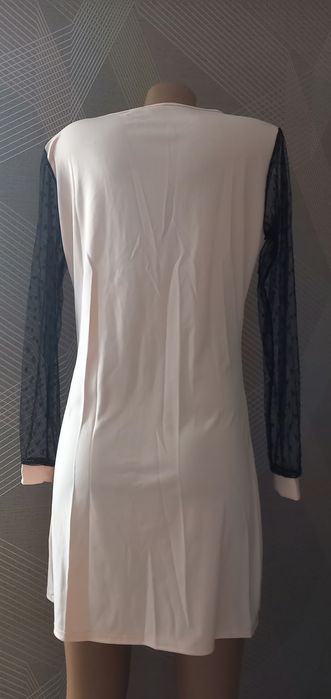 Платье  персиковое  новое.