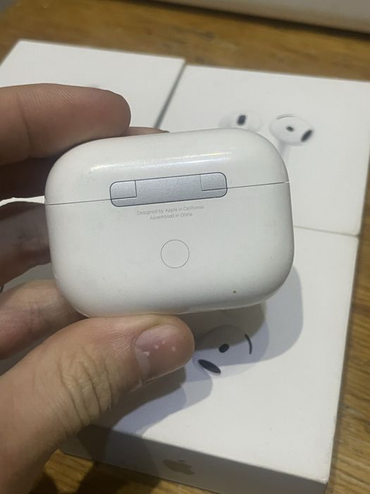 AirPods Pro 2, кейс AirPods Pro 2, AirPods