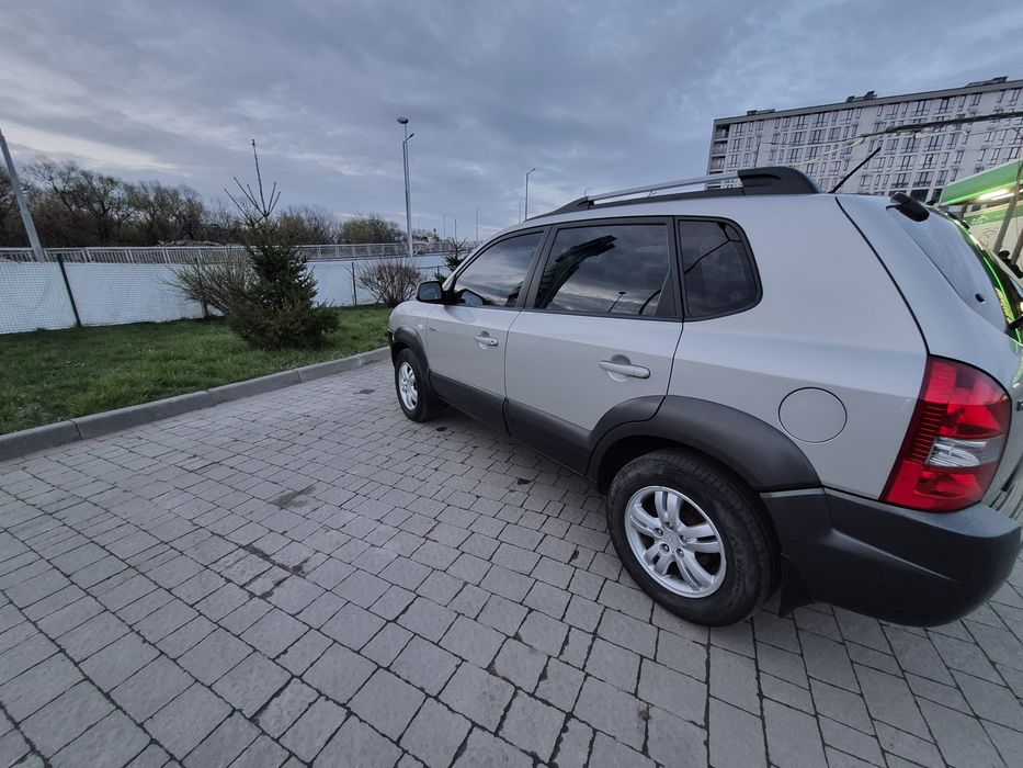 Автомобіль Hyundai Tucson