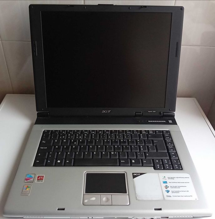 Computador - Acer Aspire 1650, para peças ou reparação !!!