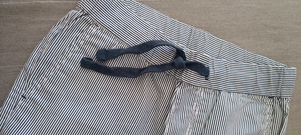 Krótkie spodenki H&M